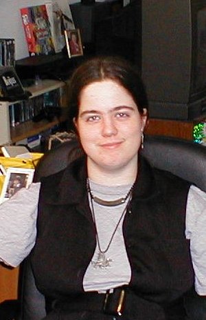 Leslie Mann, March 2002